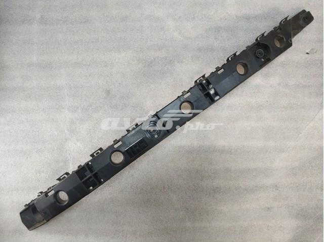 Кронштейн бампера заднього, правий 852204CE0A NISSAN