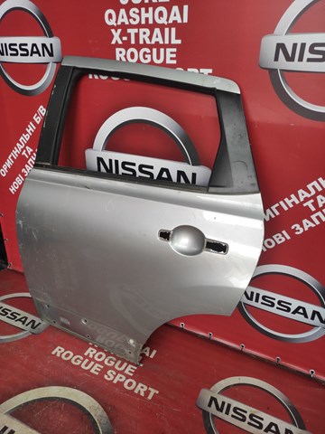 Двері задні H2153JD0M0 NISSAN