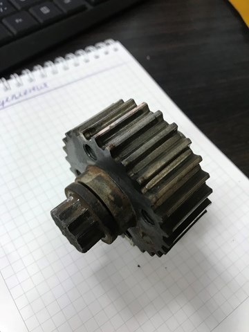 Зірочка приводу коленвала двигуна 06A105263D VAG