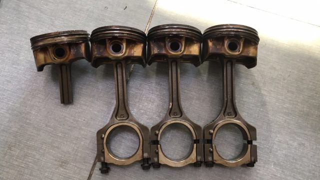 Поршень з пальцем без кілець, стандарт 234102G501 HYUNDAI