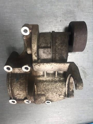 Кріплення насоса ГПК 252714A001 HYUNDAI
