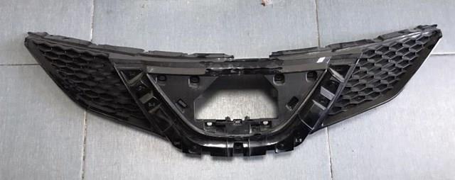 Решітка радіатора 623106MD0A NISSAN