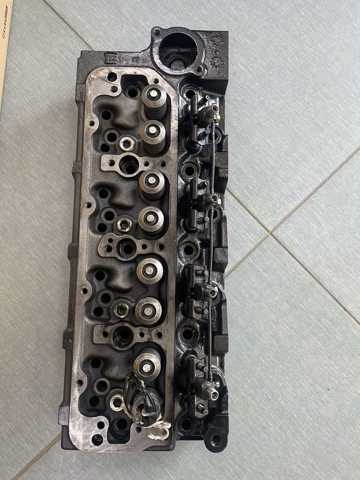 Головка блока циліндрів (ГБЦ) 7053196 FORD