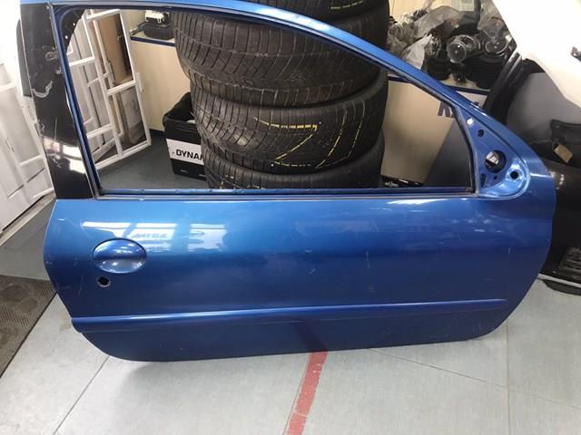 Дверка передня права 9004K6 PEUGEOT