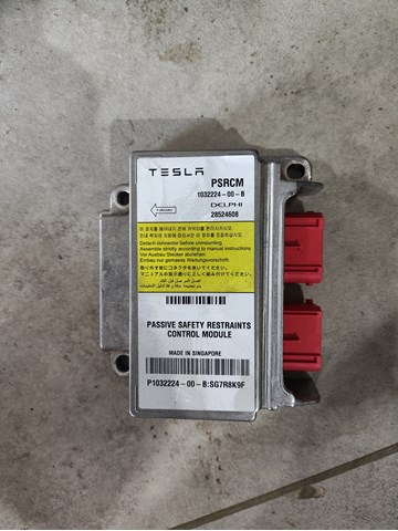 Модуль-процесор управління подушки безпеки 103222400B Tesla Model