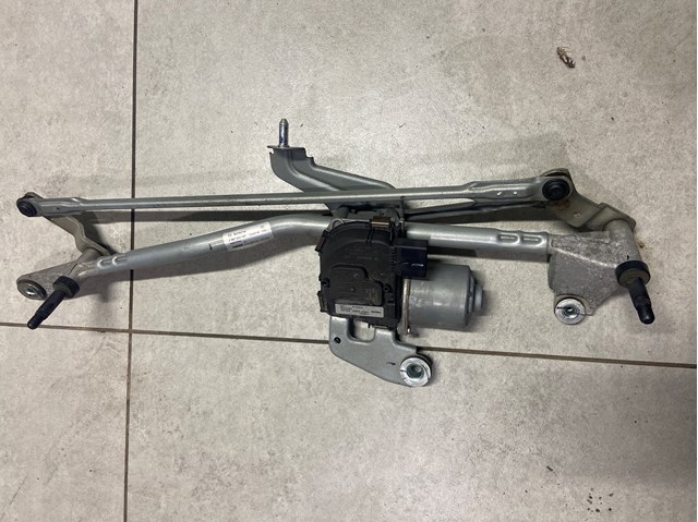 Трапеція склоочисника 31696283 VOLVO