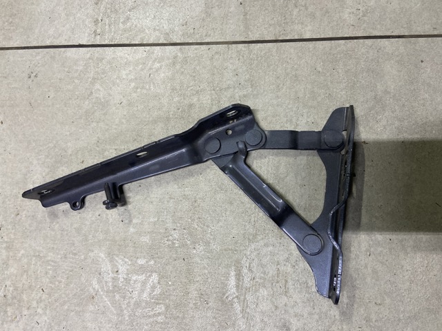 Завіс капота, правий 600673700E Tesla Model
