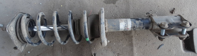 Амортизатор передньої підвіски 4060A094 MITSUBISHI