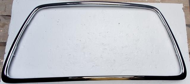Накладка (рамка) решітки радіатора 6400B398 MITSUBISHI