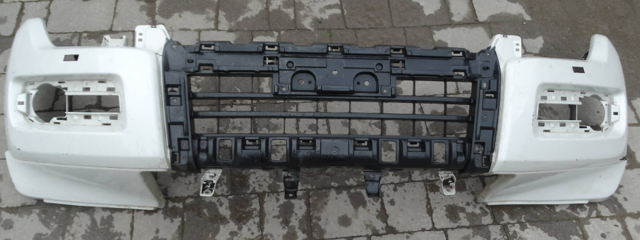 Кожух бампера переднього 6400G152ZZ MITSUBISHI