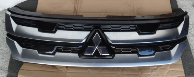 Решітка радіатора 7450B303 MITSUBISHI