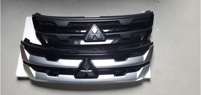Решітка радіатора 7450B399 MITSUBISHI
