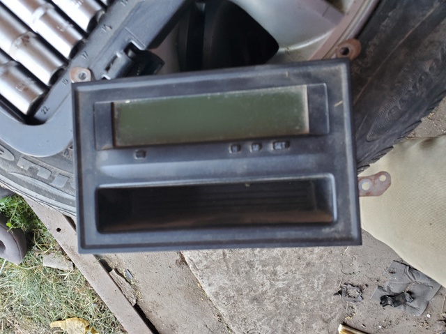 Годинник салонний 8750A087 MITSUBISHI