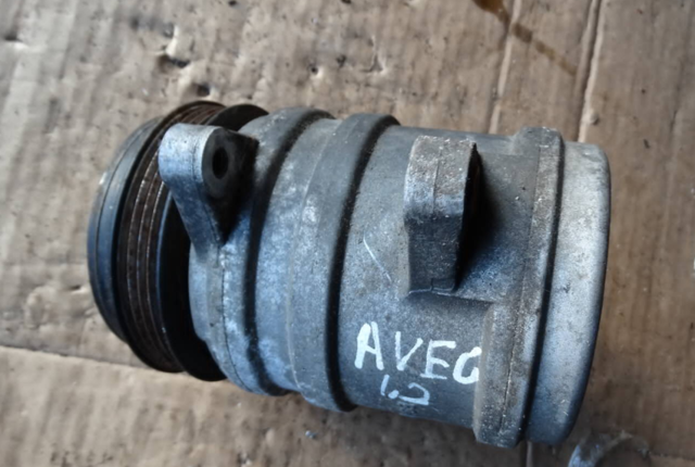 Компресор кондиціонера 96473634 GM