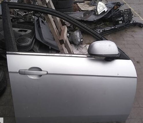 Пасажирські передні двері 96635580 GM