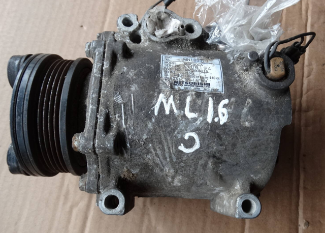 Компресор кліматичної установки MN185570 MITSUBISHI