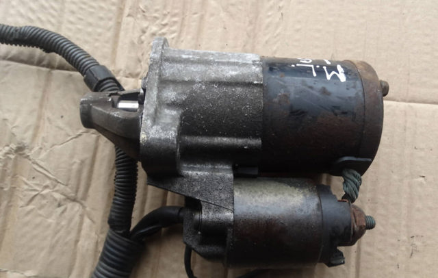 Стартер двигуна MR994325 MITSUBISHI