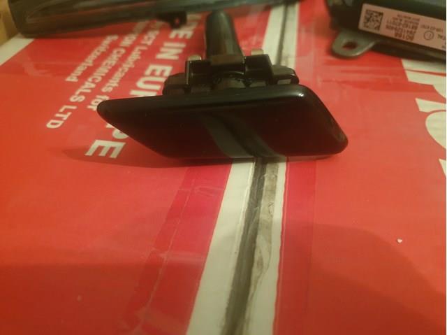 Накладка форсунки омивача фари передньої 8535342010C0 TOYOTA