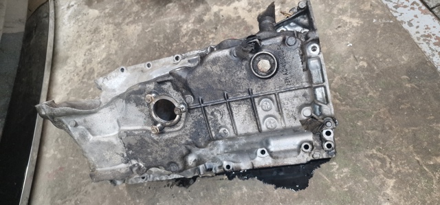 Піддон масляний картера двигуна 11138513658 BMW