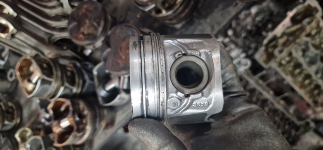 Поршня на 1 циліндр, STD 11258580699 BMW