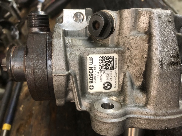 Насос паливний високого тиску 13518597821 BMW