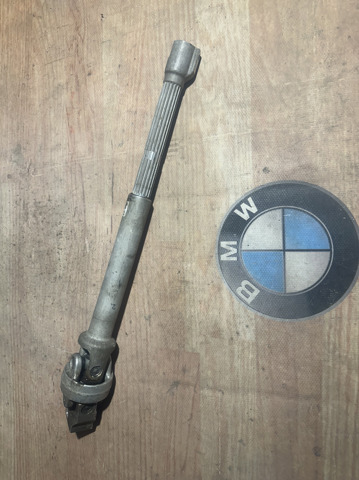 Вал рульової колонки, нижній 32305A321A7 BMW