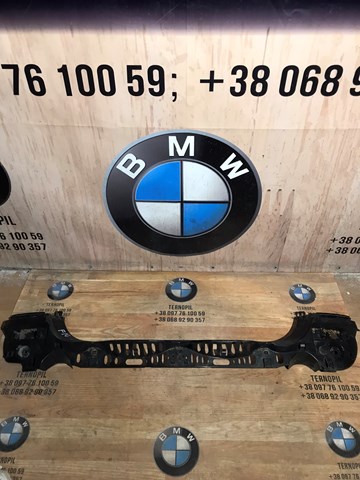 Кронштейн бампера заднього, центральний 51127184766 BMW