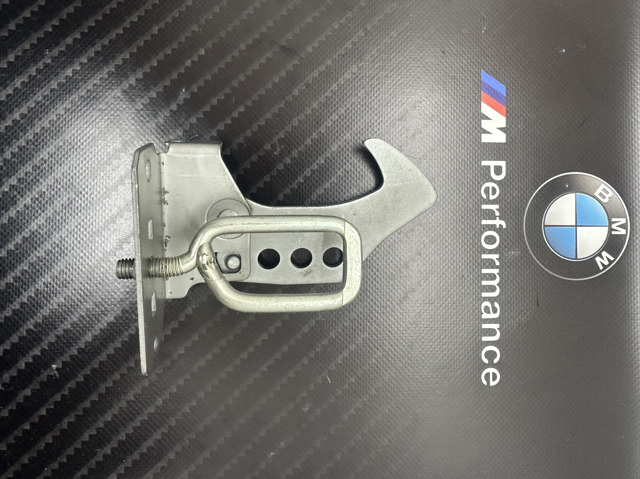Замок капота, правий 51237210733 BMW