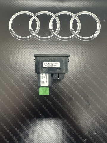 USB-розгалужувач 5G0035222E VAG