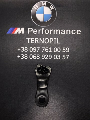Кріплення фари передньої, правої 63126949634 MARKET (OEM)