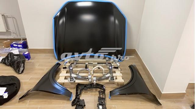 Переднє праве крило 31651676 VOLVO