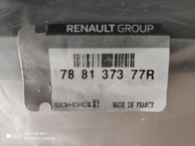Комплект задніх бризковиків 788137377R RENAULT