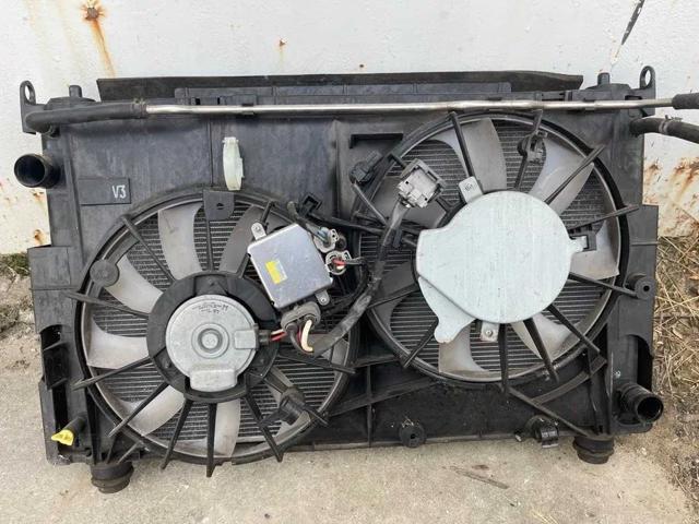 Радіатор водяний 1640036080 TOYOTA
