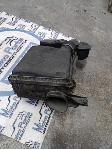 Коробка фільтра 1770038180 TOYOTA