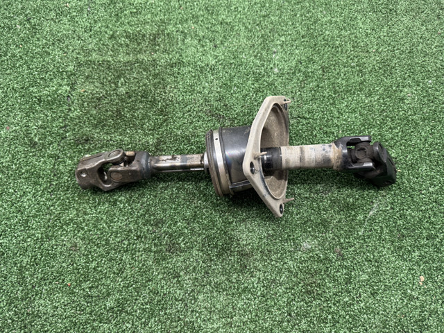 Вал рульової колонки, нижній 4522033310 TOYOTA