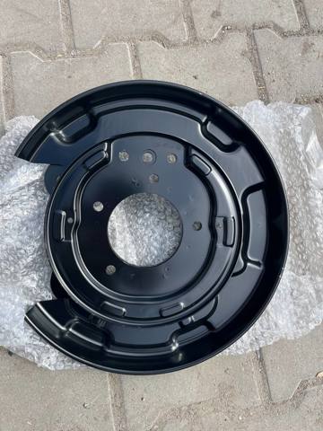Захист гальмівного диска заднього, правого 4650360220 TOYOTA