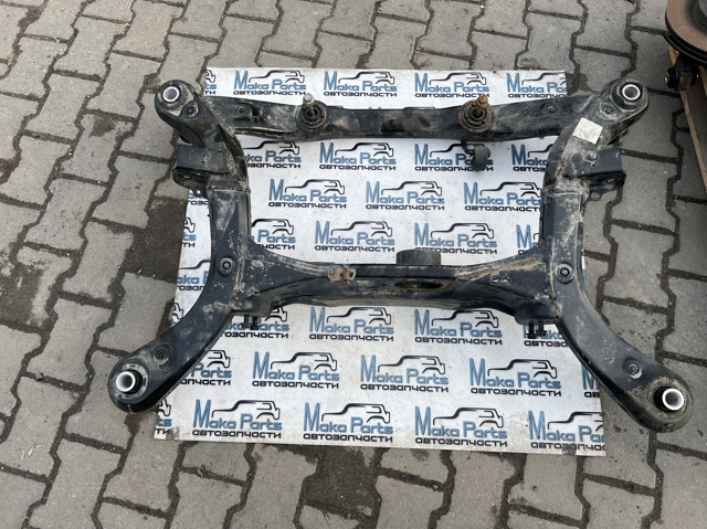 Балка задньої підвіски, підрамник 512060E082 TOYOTA