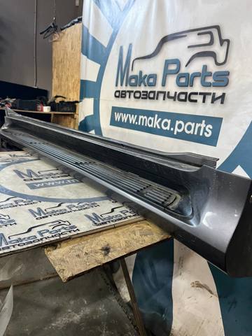 Накладка підніжки 5177260170 TOYOTA