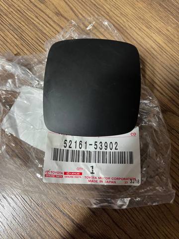 Заглушка заднього бампера, права 5216153902 TOYOTA
