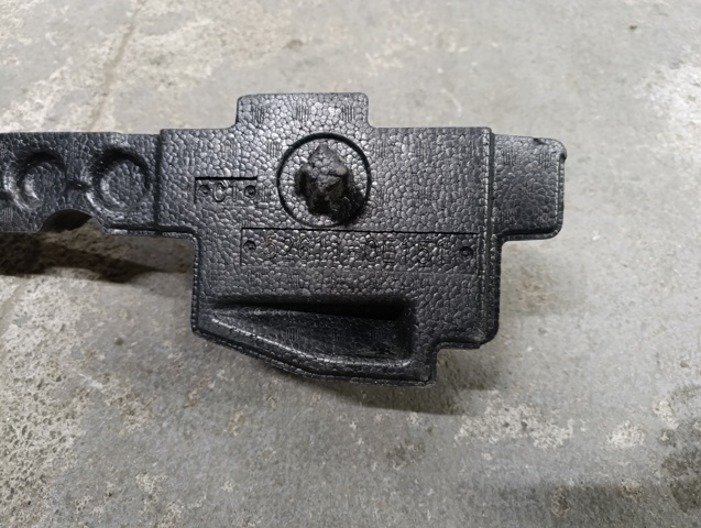 Абсорбер бампера переднього 526110E151 TOYOTA
