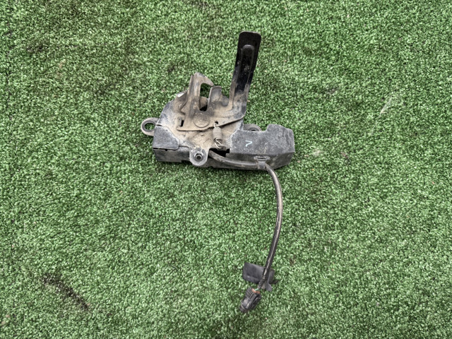 Замок капота 5351033470 TOYOTA