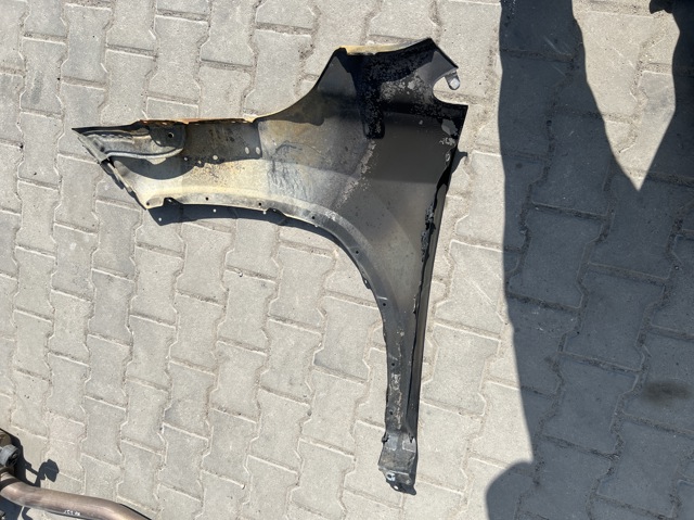 Переднє праве крило 538010E020 TOYOTA