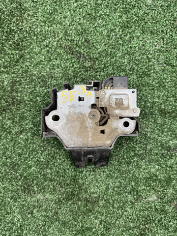 Замок багажника 6460033160 TOYOTA