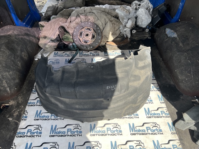 Підкрилок задній лівий 656380E060 TOYOTA