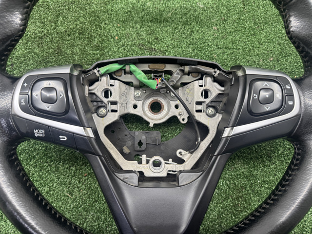 Блок кнопкових перемикачів рульового колеса 8425033450 TOYOTA