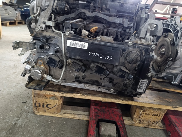 Компресор кондиціонера 8831006570 TOYOTA