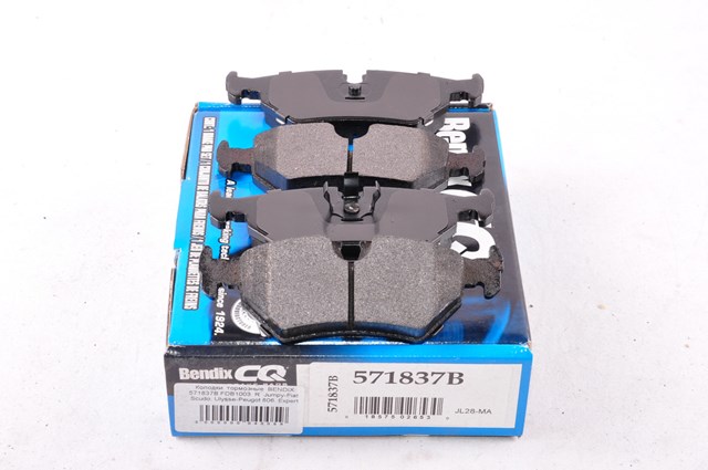 Комплект задніх колодок 571837B BENDIX