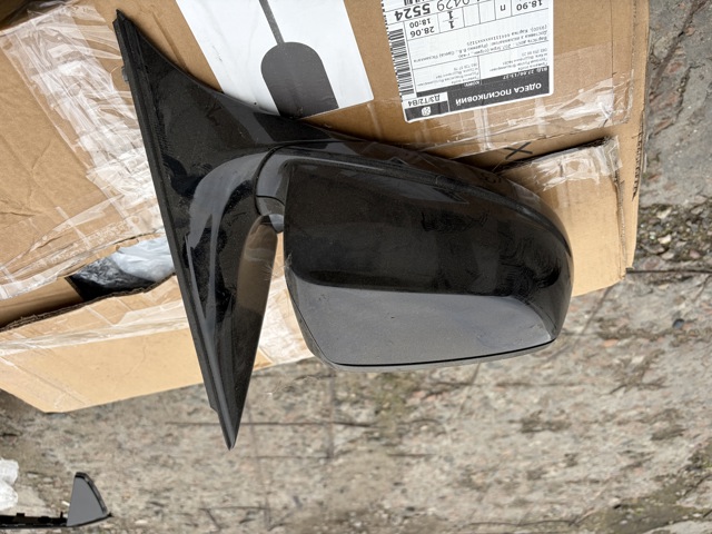 Праве бокове дзеркало 51167321812 BMW