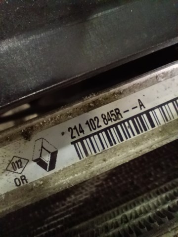 Радіатор охолодження двигуна 214102845R RENAULT