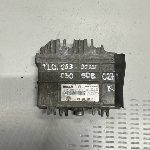 Блок двигуна 030906027K VAG